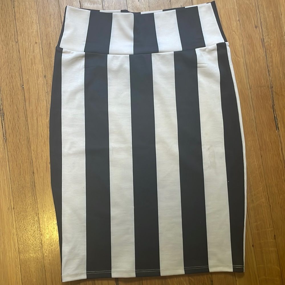 Lularoe Cassie Skirt